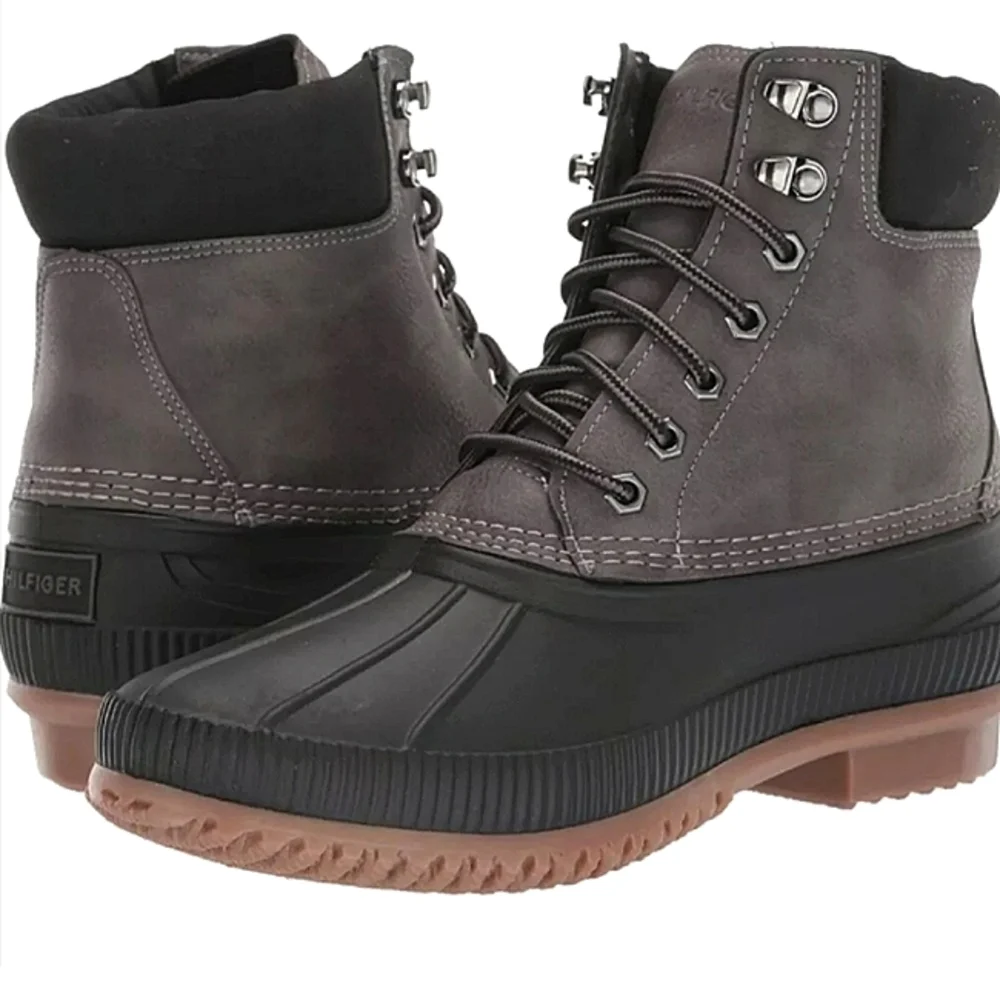 New w/o Box Men's Tommy Hilfiger Colins 2 Duck/Rain Boots Size 11